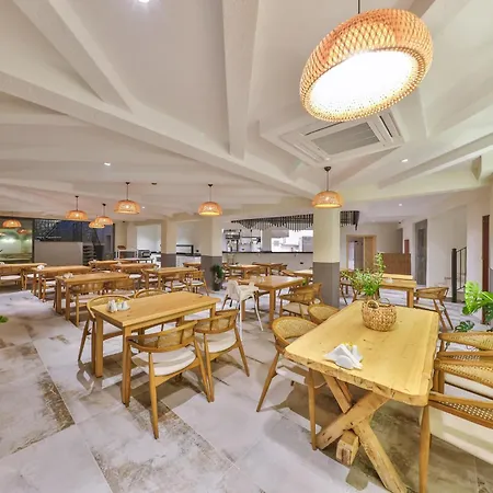 Hotel Athena